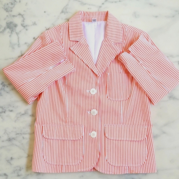NWOT. Old Navy 100% fully lined blazer with 3/4 sleeves and stripes. - Picture 3 of 4